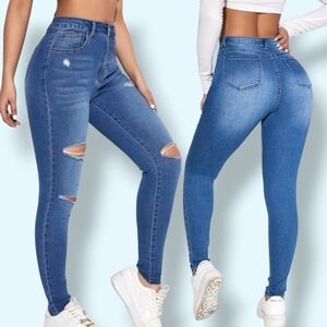 Like New 💙 Women's Medium Blue Wash High Waist Distressed Skinny Jeans